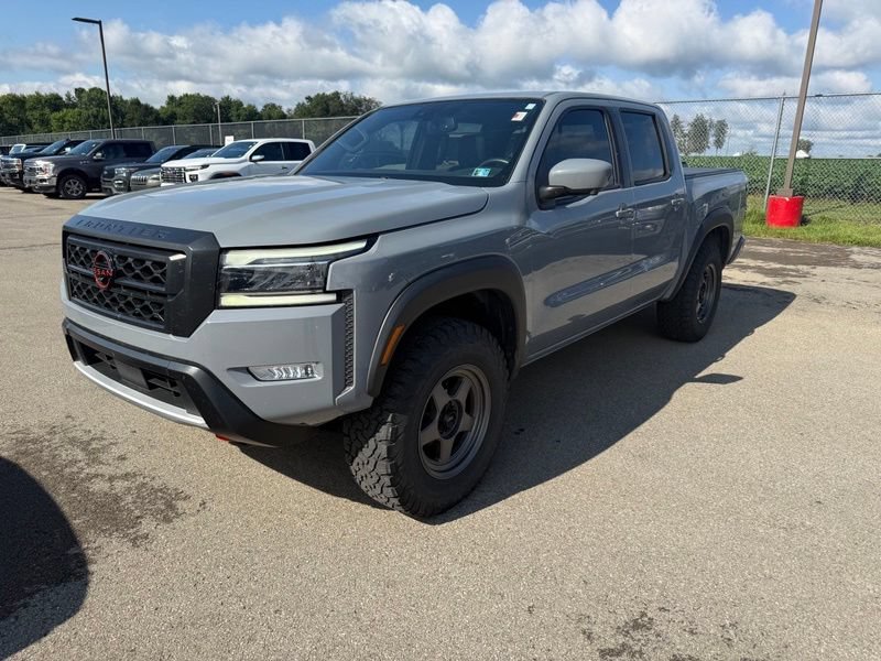 Used 2022 Nissan Frontier PRO-4X w/ Pro-4X Premium Package AWD/4WD image 2