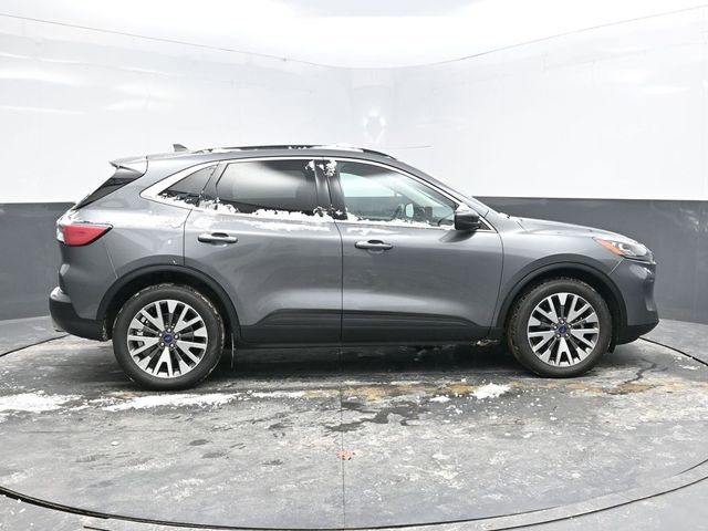 Used 2022 Ford Escape Titanium image 8