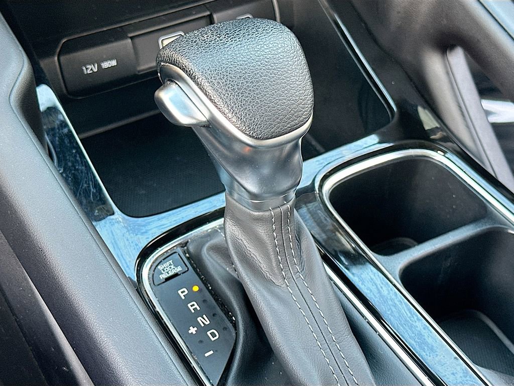 Certified 2025 Kia Telluride LX image 17