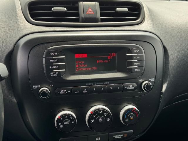 Used 2016 Kia Soul FWD image 17