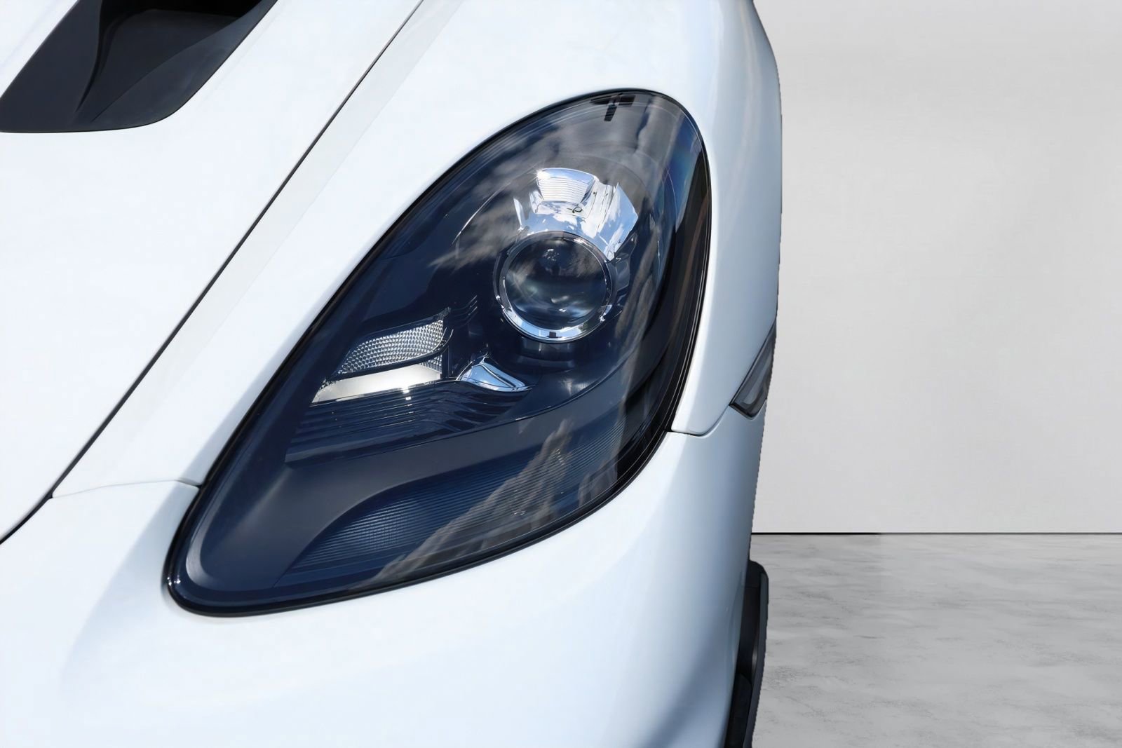 Used 2023 Porsche 718 Cayman GT4 RS RWD image 38