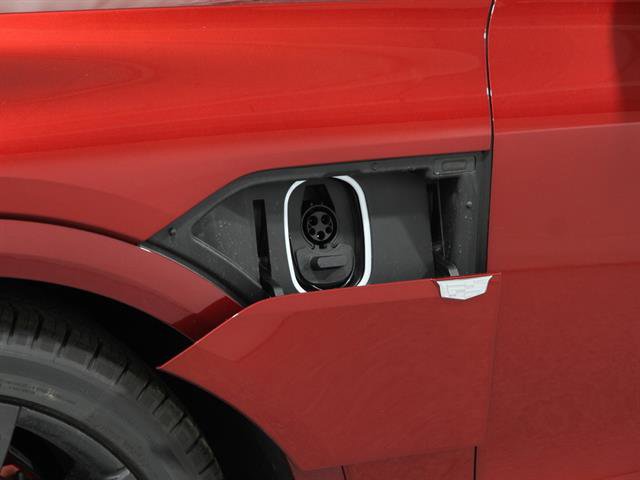New 2026 Cadillac Lyriq V image 4