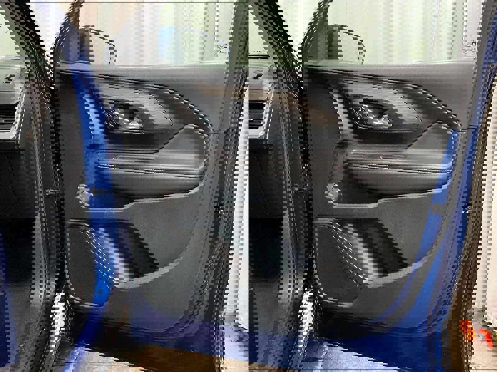 Used 2022 GMC Terrain SLE w/ Driver Convenience Package image 12