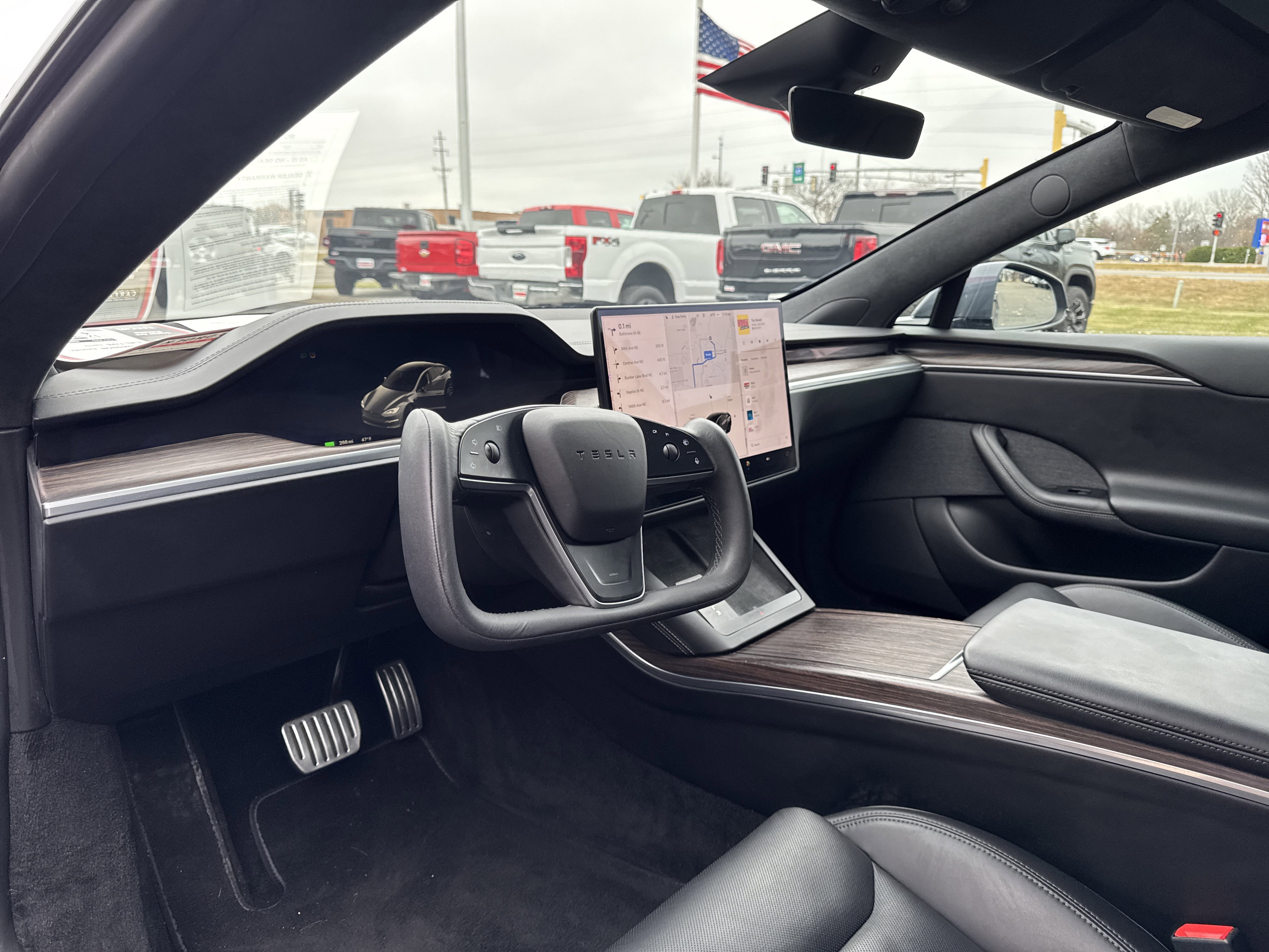 Used 2022 Tesla Model S image 16