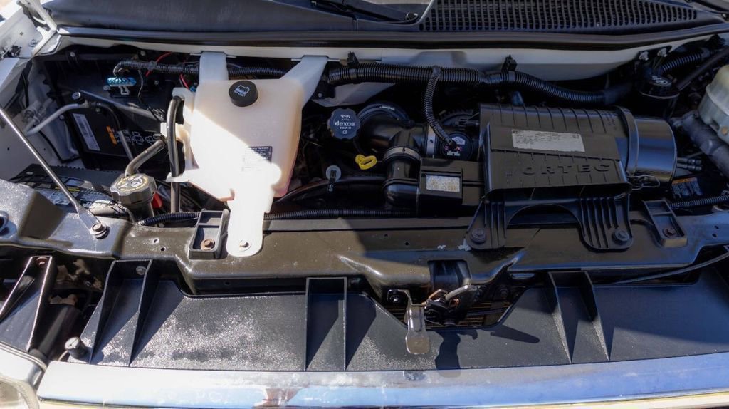 Used 2015 GMC Savana 3500 LS w/ Chrome Appearance Package image 25