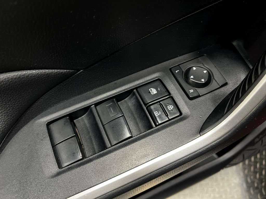 Used 2019 Toyota RAV4 LE w/ All Weather Liner Package AWD/4WD image 15