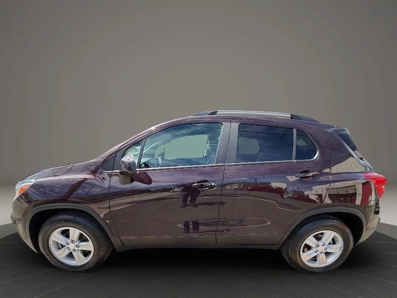 Used 2022 Chevrolet Trax LT w/ Driver Confidence Package AWD/4WD image 8