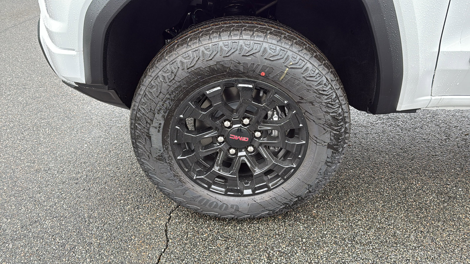 New 2026 GMC Canyon Elevation w/ Convenience Package image 6