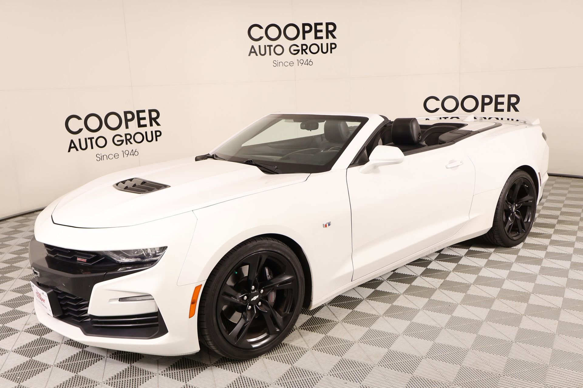 Used 2019 Chevrolet Camaro SS image 10