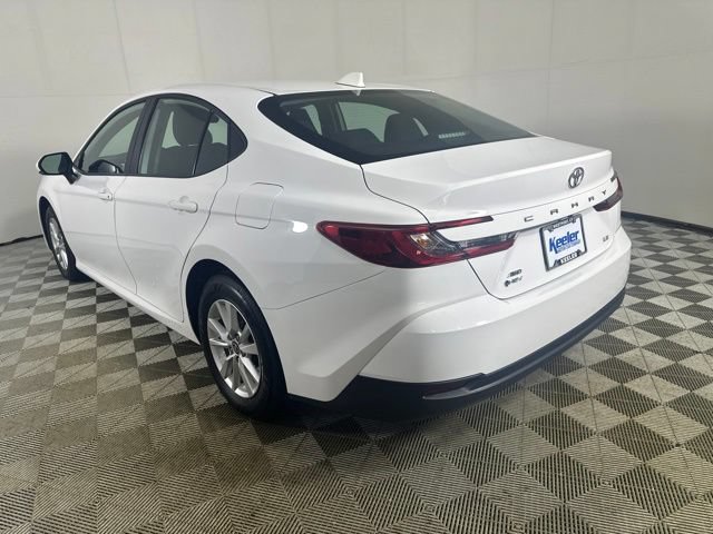 Used 2025 Toyota Camry LE w/ Convenience Package AWD/4WD image 5