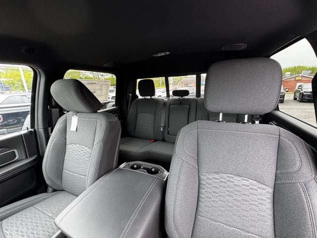 New 2026 RAM 2500 Big Horn AWD/4WD image 36