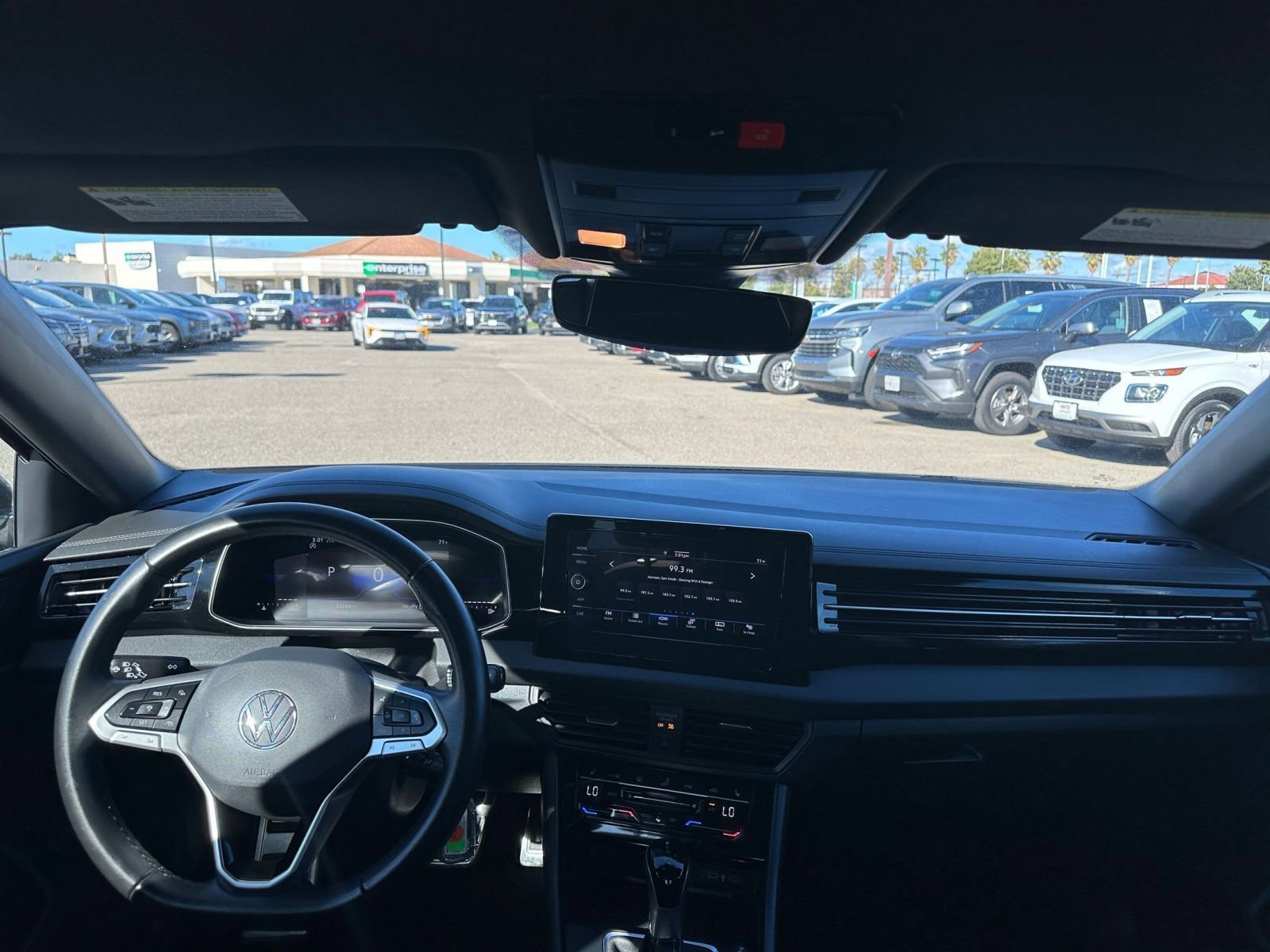 Used 2025 Volkswagen Jetta Sport image 33