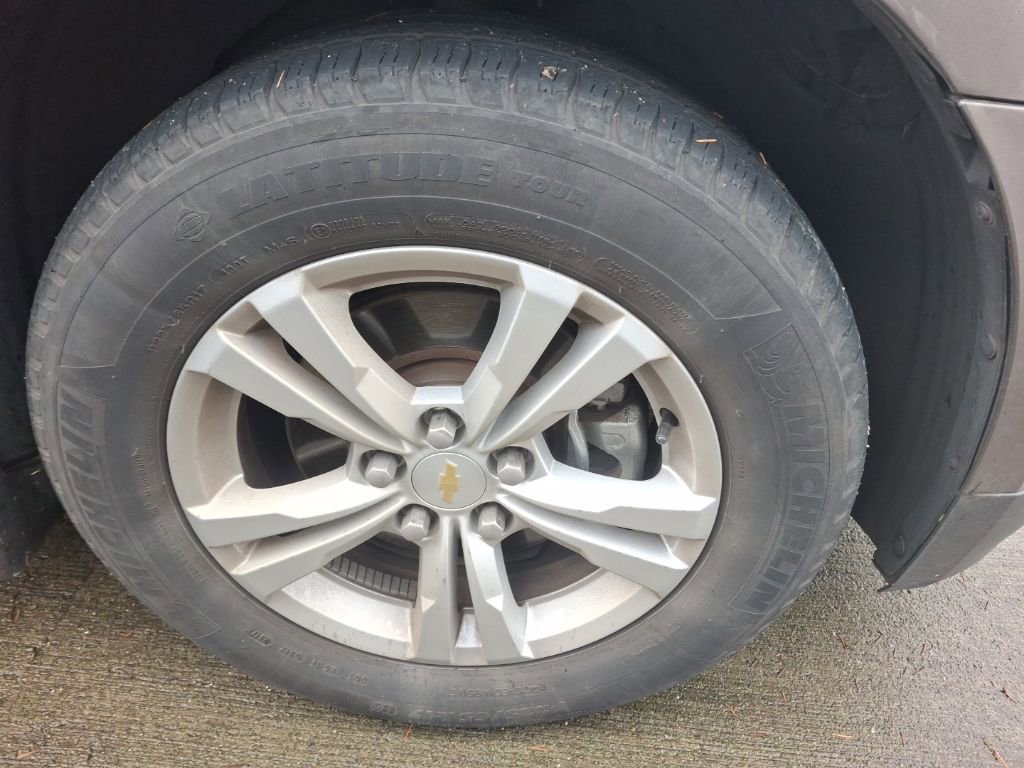 Used 2012 Chevrolet Equinox LT w/ Driver Convenience Package image 4