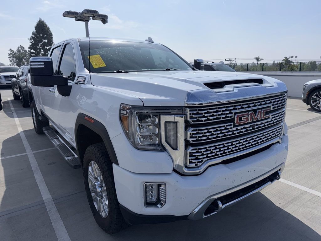 Used 2023 GMC Sierra 3500 Denali image 3