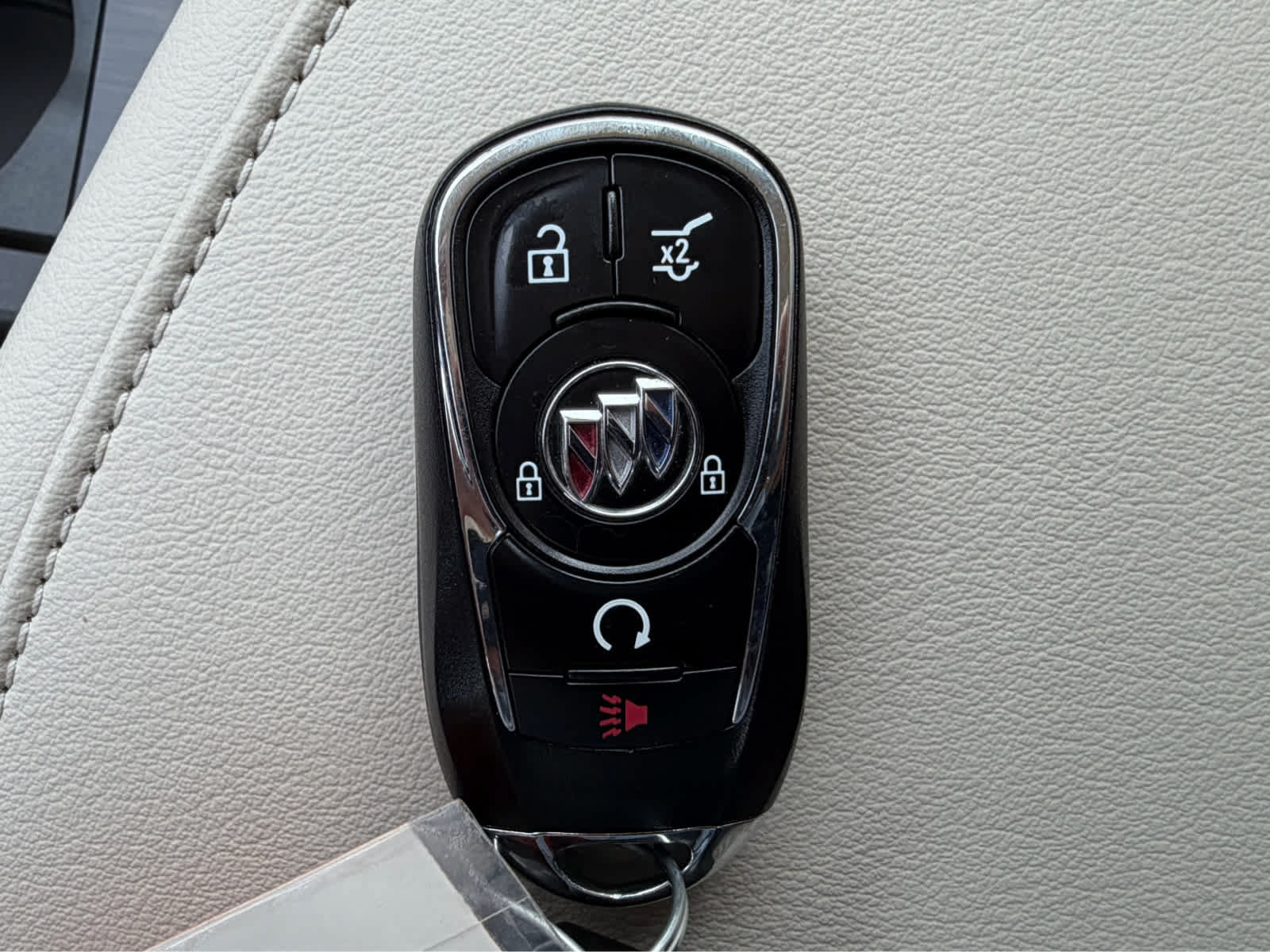 Used 2022 Buick Enclave Premium w/ Surround and Sites Package AWD/4WD image 34