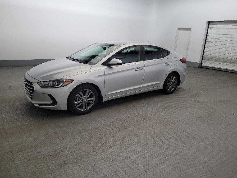 Used 2018 Hyundai Elantra SEL FWD image 2