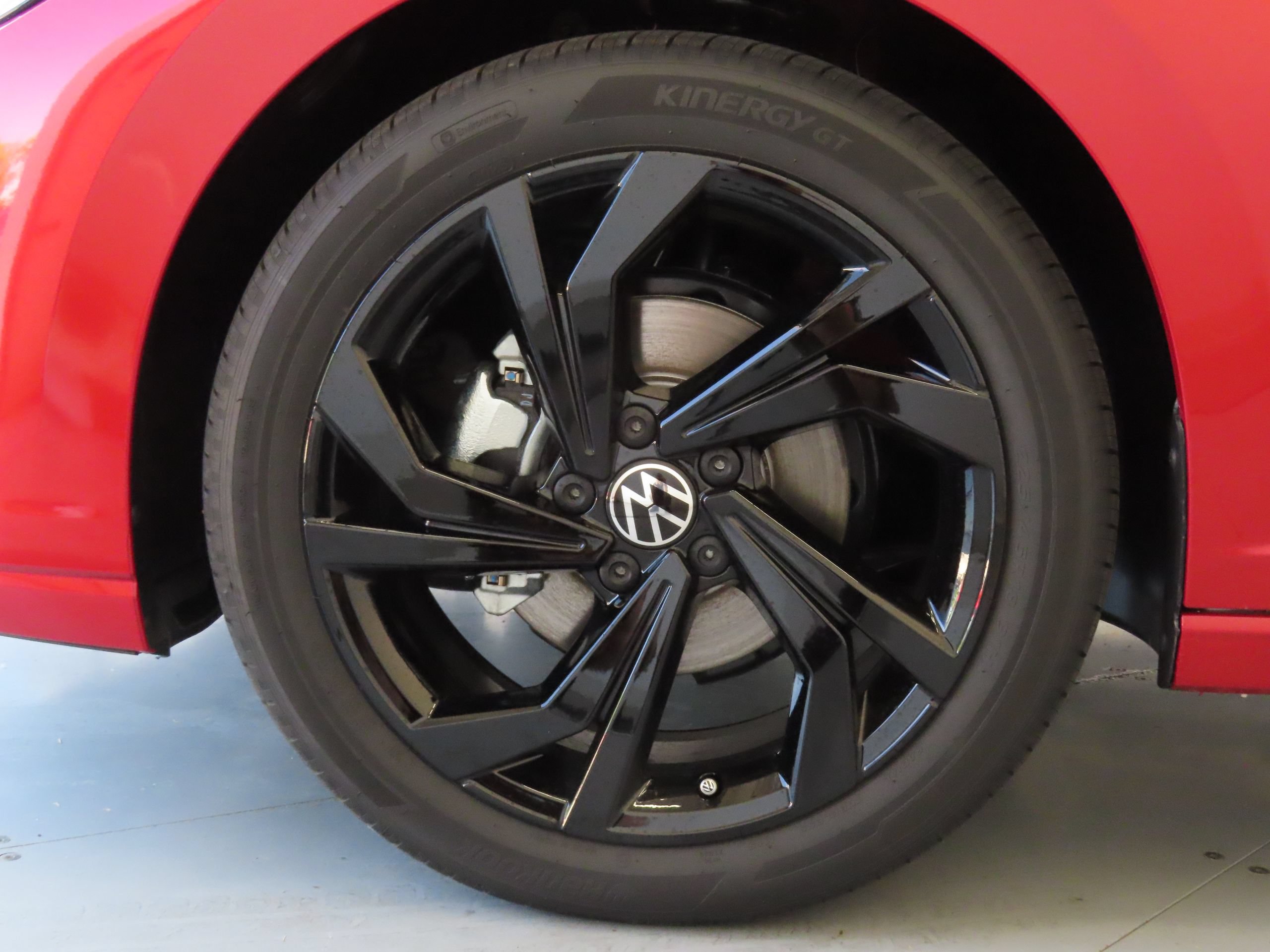 New 2026 Volkswagen Jetta SE FWD image 27