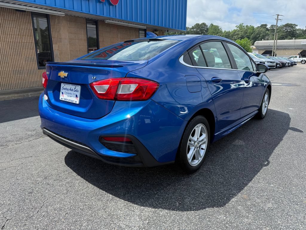 Used 2018 Chevrolet Cruze LT FWD image 11