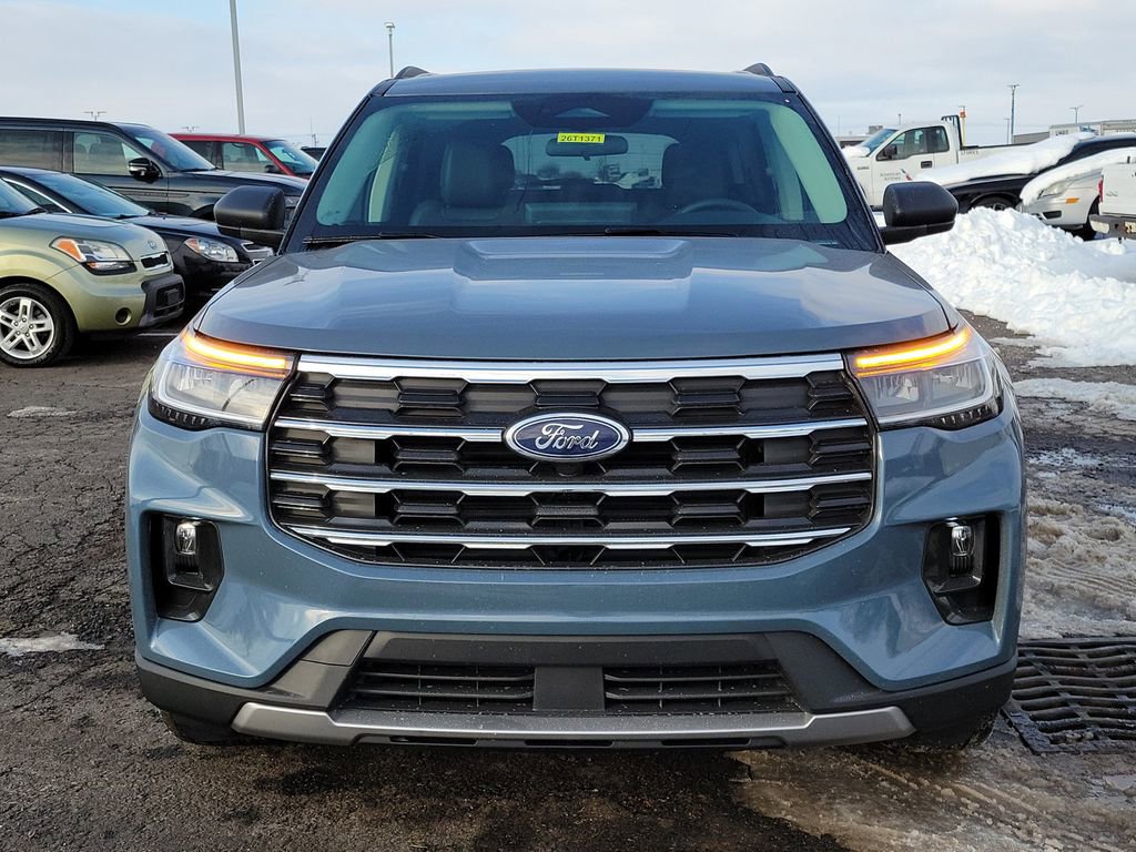 New 2026 Ford Explorer Active w/ Active Comfort Package image 2