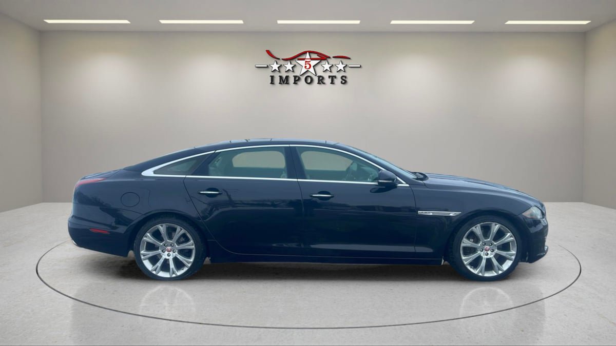 Used 2019 Jaguar XJ L Portfolio AWD/4WD image 6