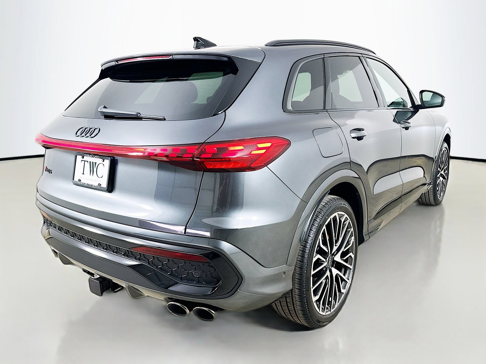 New 2026 Audi SQ5 Premium Plus AWD/4WD image 5