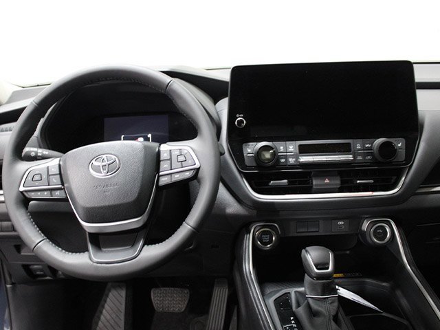 New 2026 Toyota Grand Highlander XLE image 5