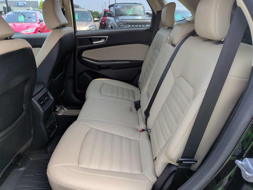 Certified 2023 Ford Edge SEL w/ Convenience Package AWD/4WD image 6