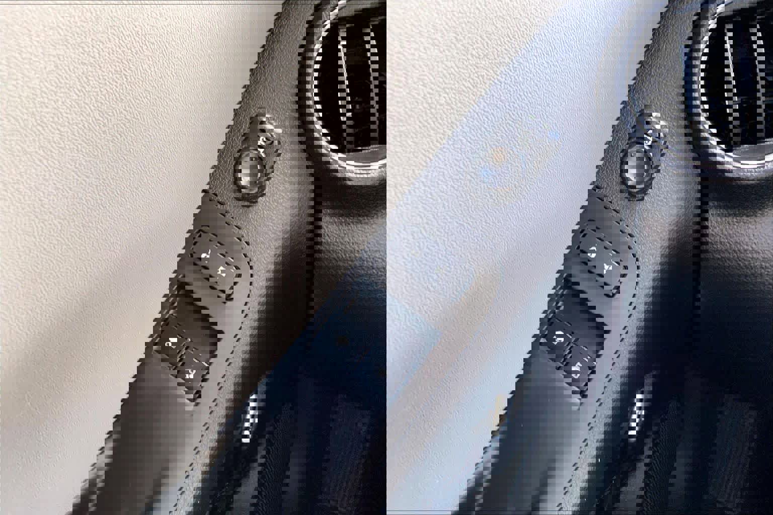 Used 2015 Chevrolet Camaro LS RWD image 29