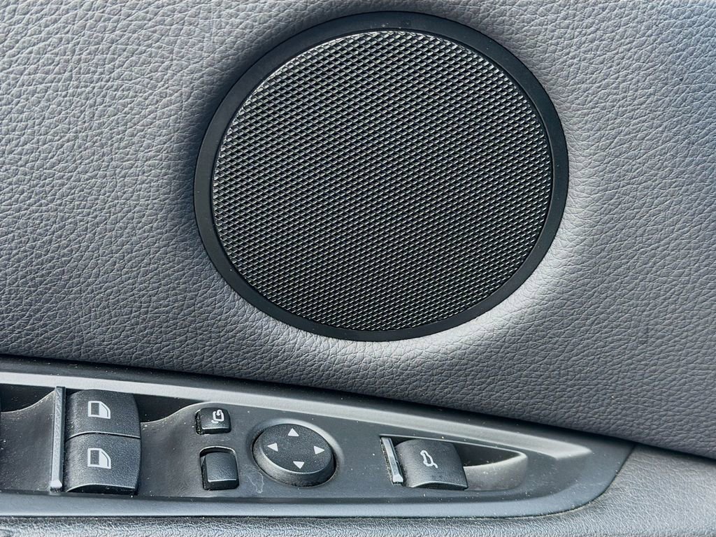 Used 2017 BMW X5 xDrive40e image 24