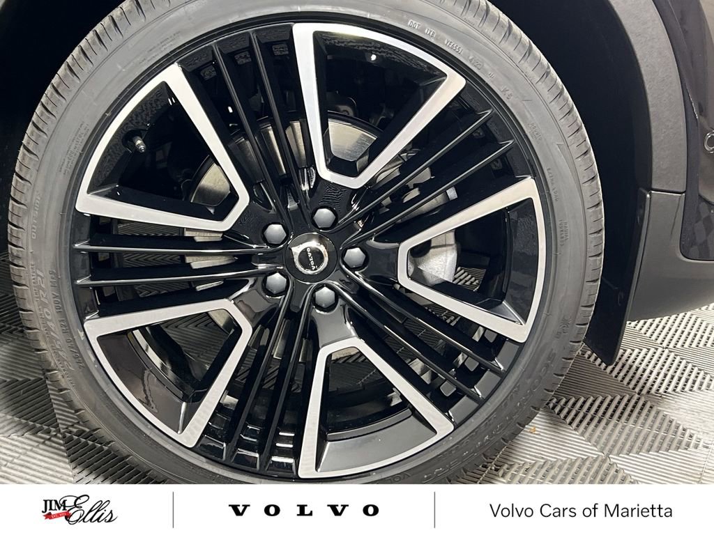 New 2026 Volvo XC40 B5 Ultra w/ Climate Package image 19
