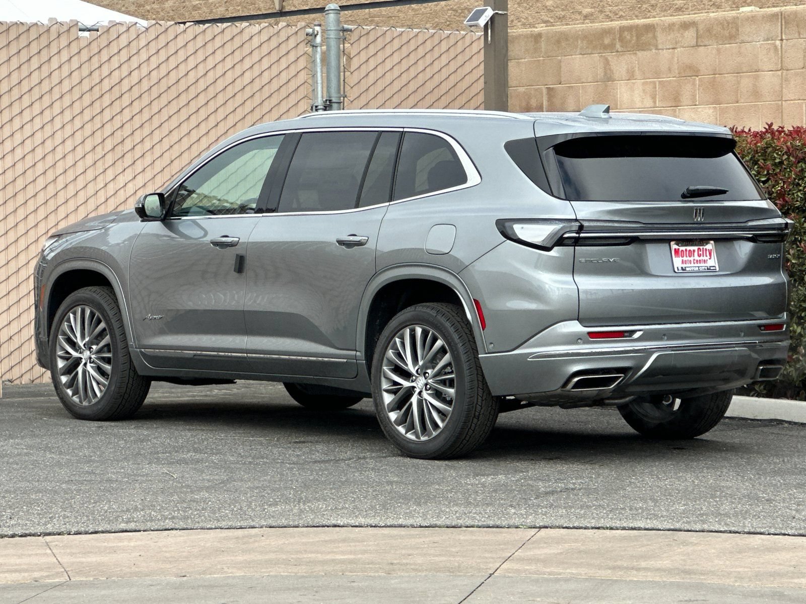 New 2026 Buick Enclave Avenir w/ Super Cruise Package FWD image 6