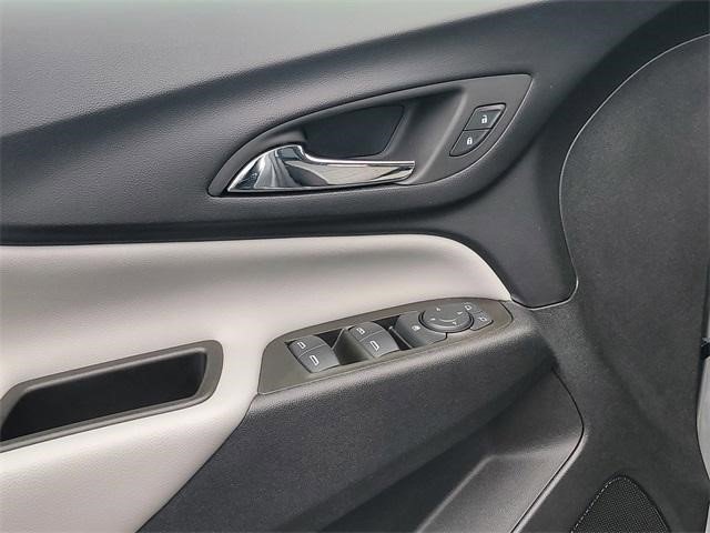 Certified 2023 Chevrolet Equinox LS w/ Driver Confidence II Package image 11