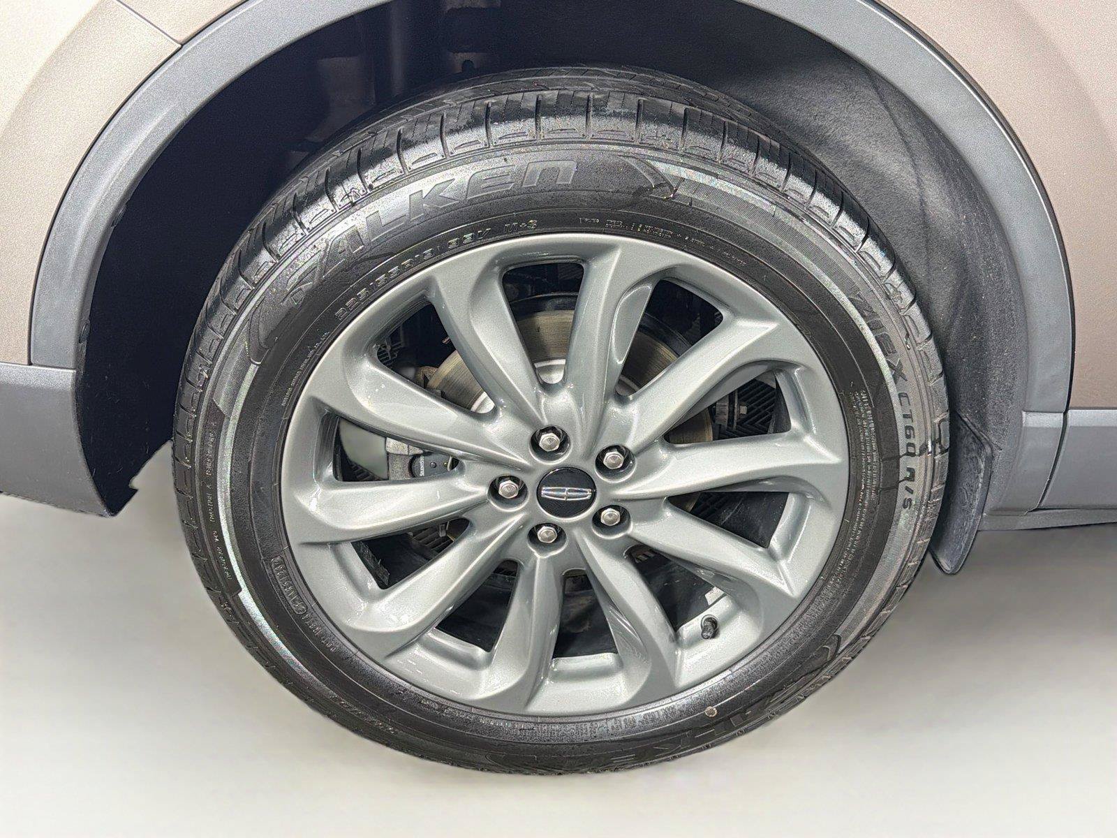 Used 2021 Lincoln Corsair AWD w/ Premium Package image 35