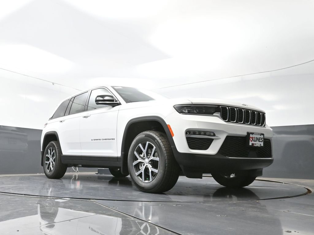 New 2025 Jeep Grand Cherokee Limited w/ Trailer Tow Package image 39