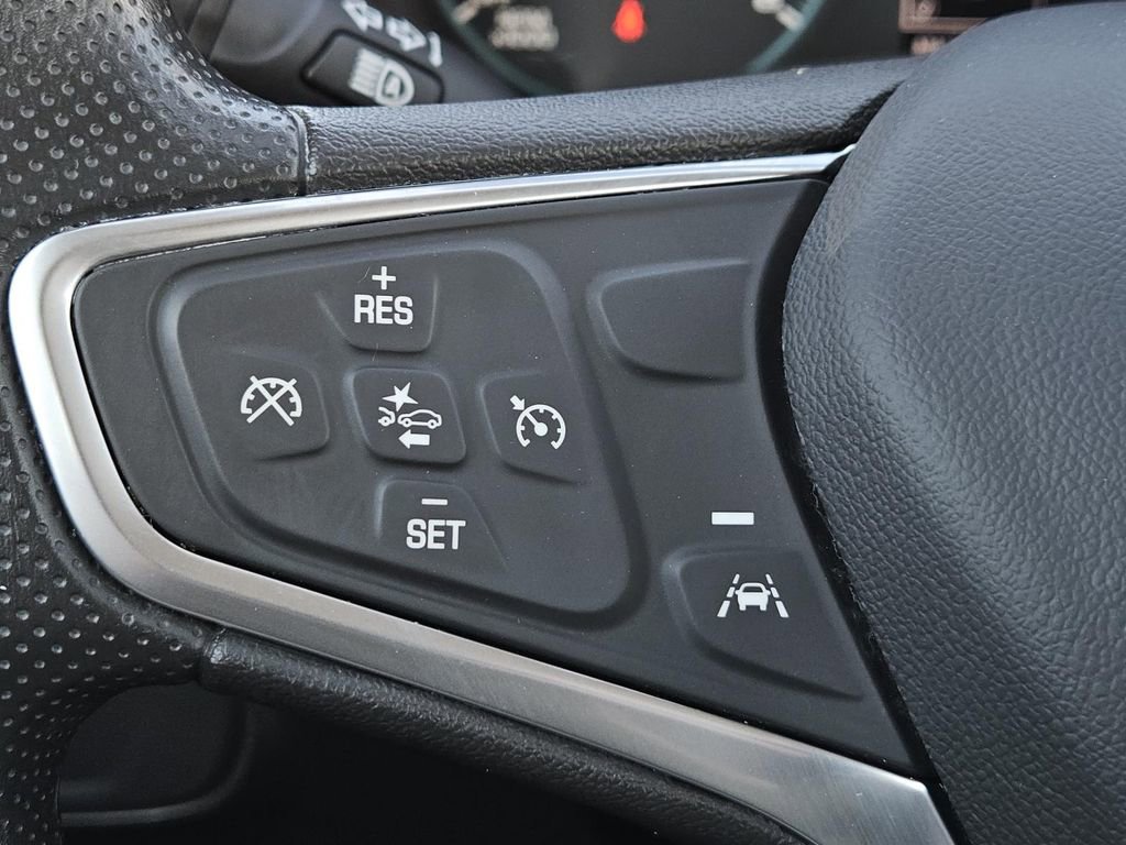 Used 2022 Chevrolet Equinox LS image 20