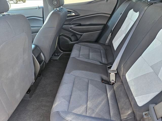 Used 2025 Chevrolet Trax LS image 25