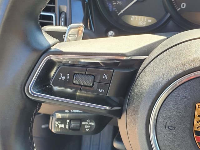 Used 2022 Porsche Macan Base image 24