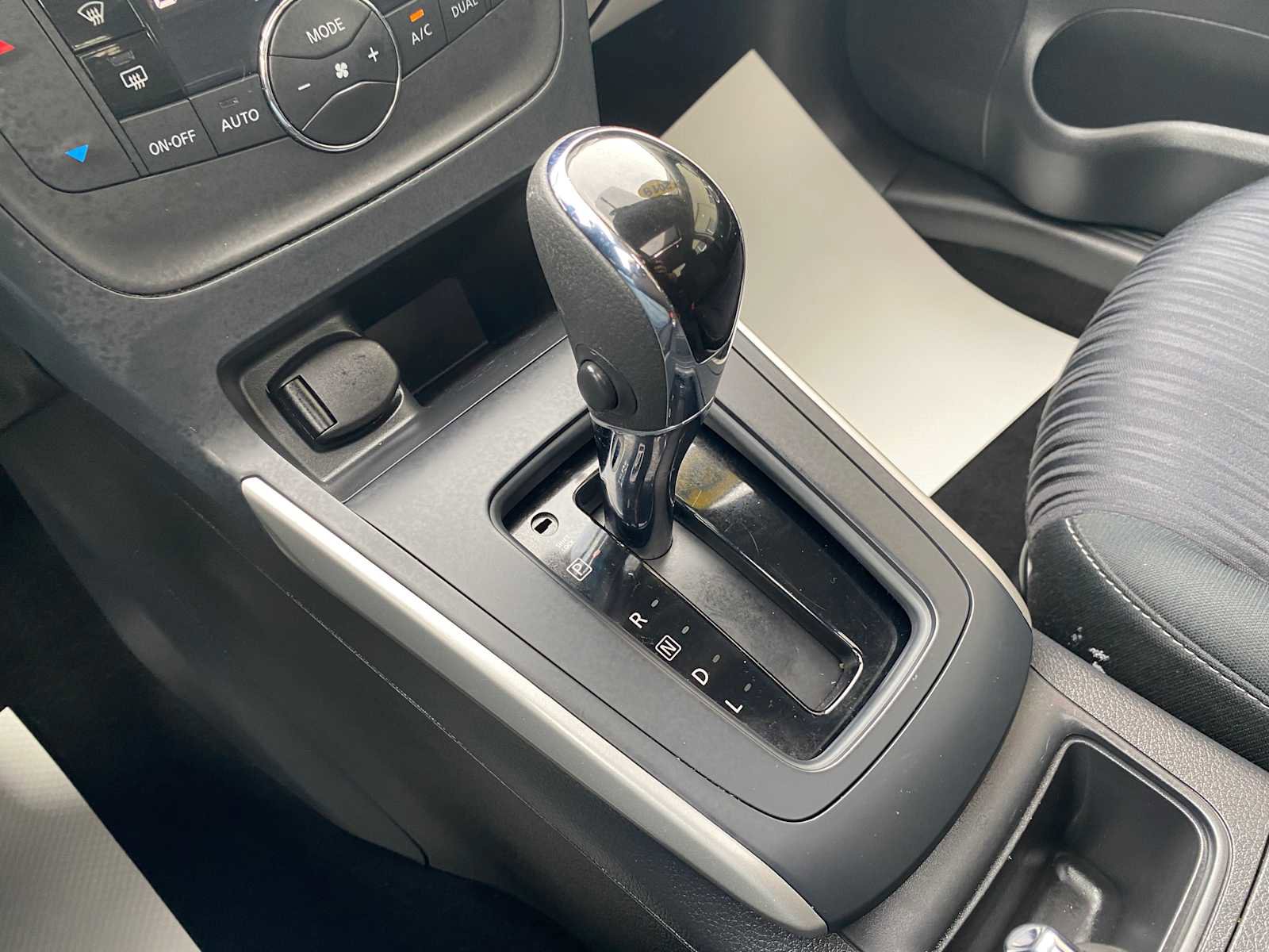 Used 2019 Nissan Sentra SV w/ Special Edition Package FWD image 21