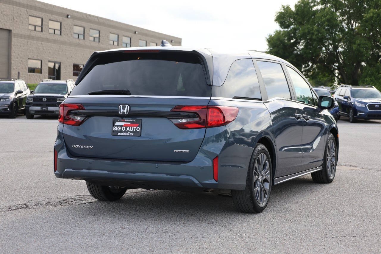 Used 2025 Honda Odyssey Touring image 9