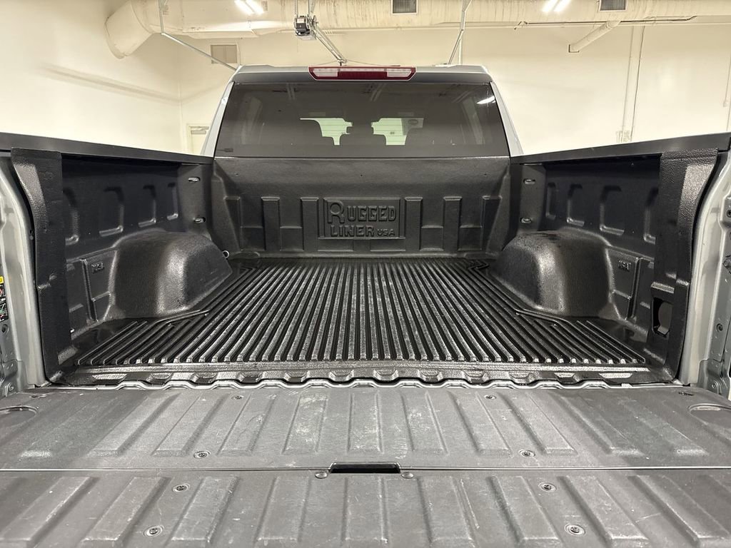 Used 2025 GMC Sierra 1500 SLT image 23