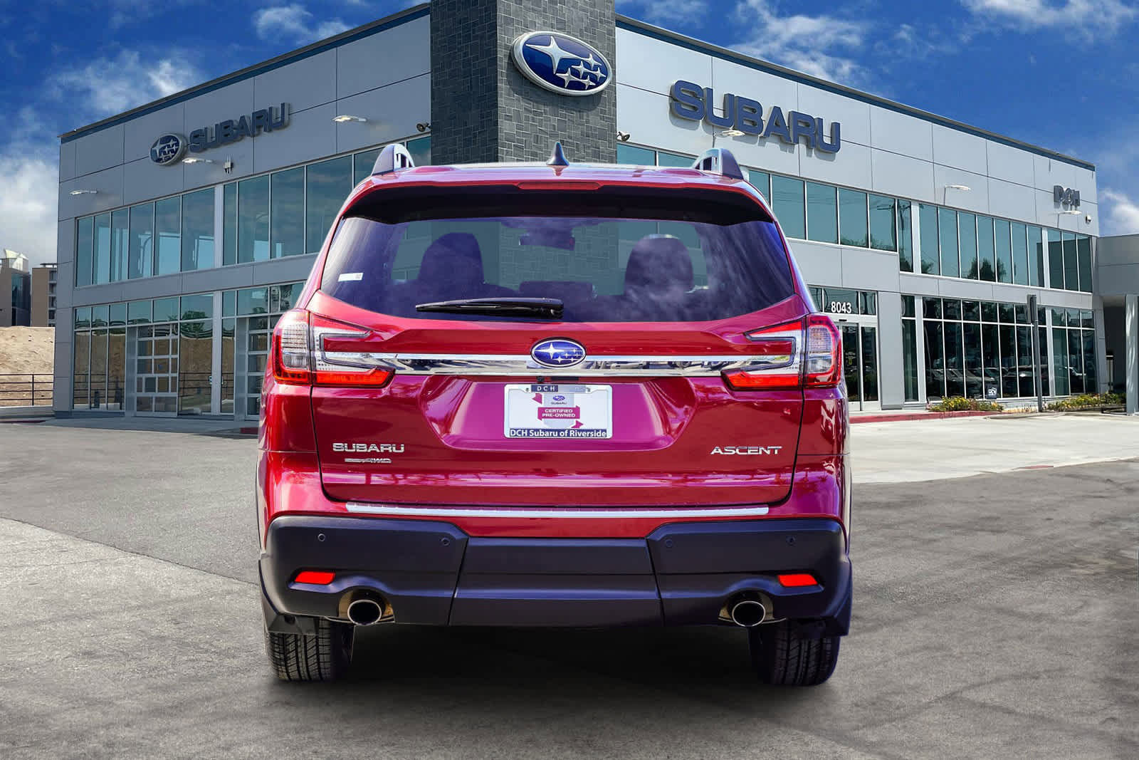 Used 2023 Subaru Ascent Premium w/ Convenience Package image 5