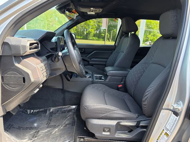 Used 2025 Toyota Tacoma SR5 AWD/4WD image 21