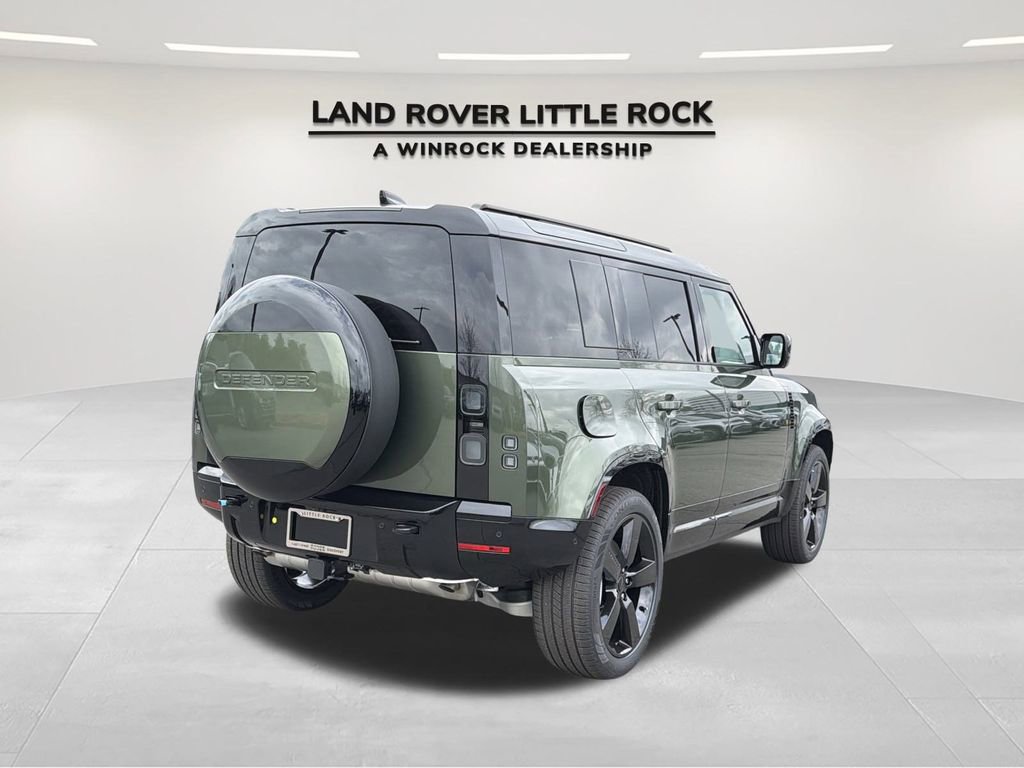 New 2026 Land Rover Defender 110 X-Dynamic SE image 2