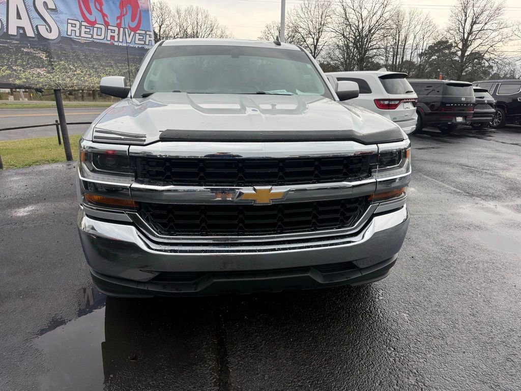 Used 2018 Chevrolet Silverado 1500 LT image 2