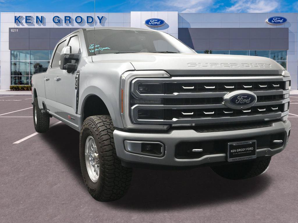 Used 2023 Ford F350 Platinum AWD/4WD image 4