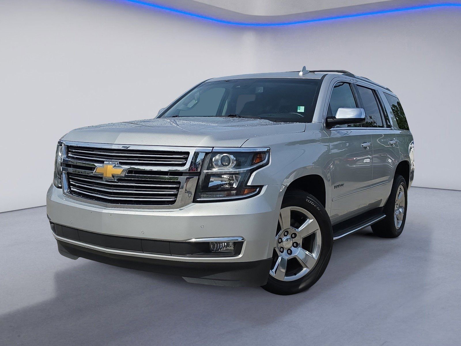 Used 2017 Chevrolet Tahoe Premier AWD/4WD image 2