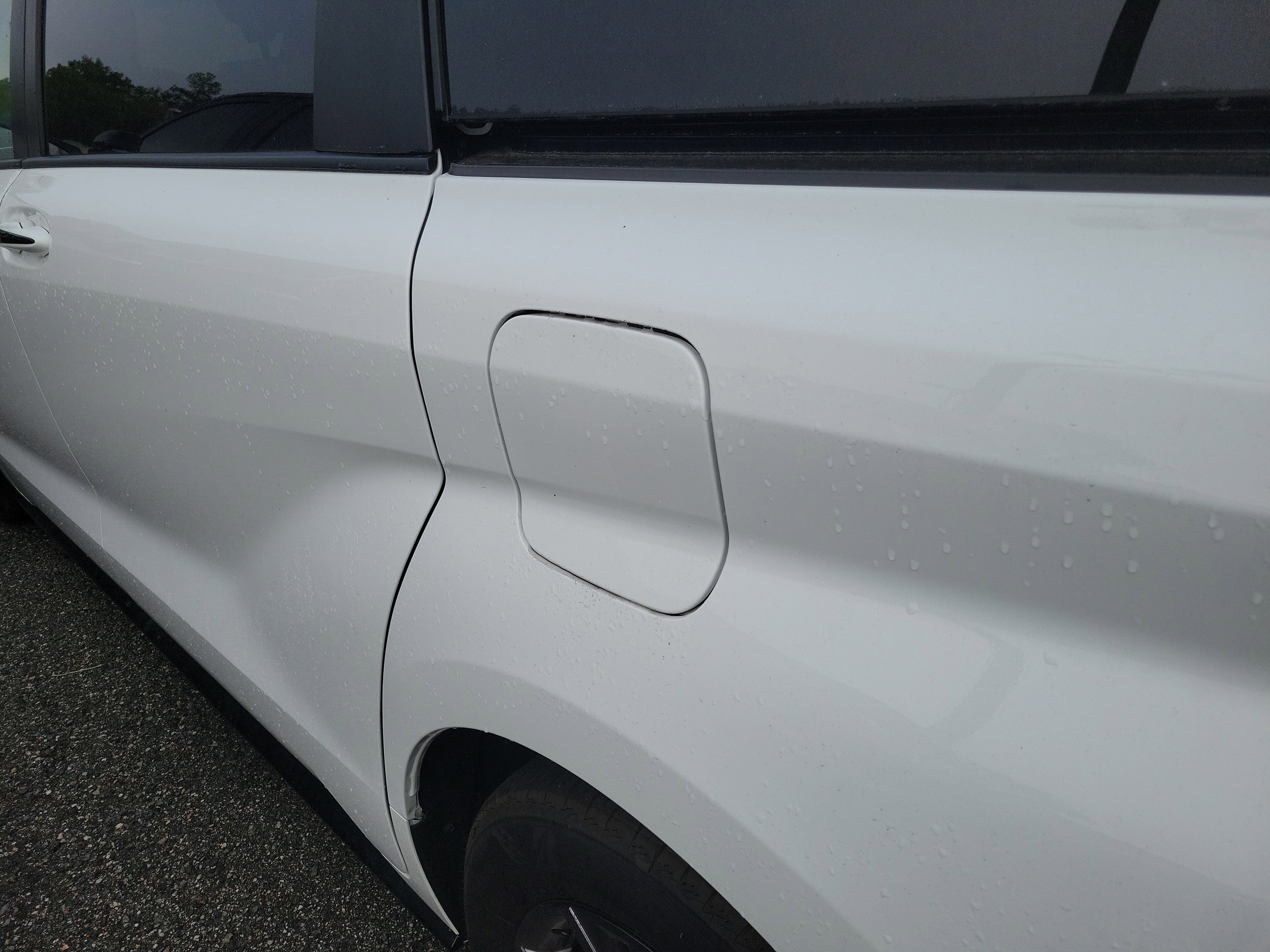 Used 2025 Toyota Sienna XSE w/ XSE Plus Package AWD/4WD image 20