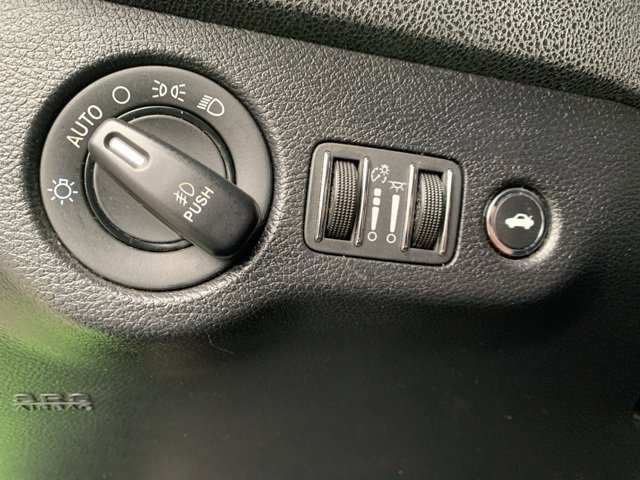 Used 2017 Dodge Charger R/T w/ Driver Confidence Group image 17