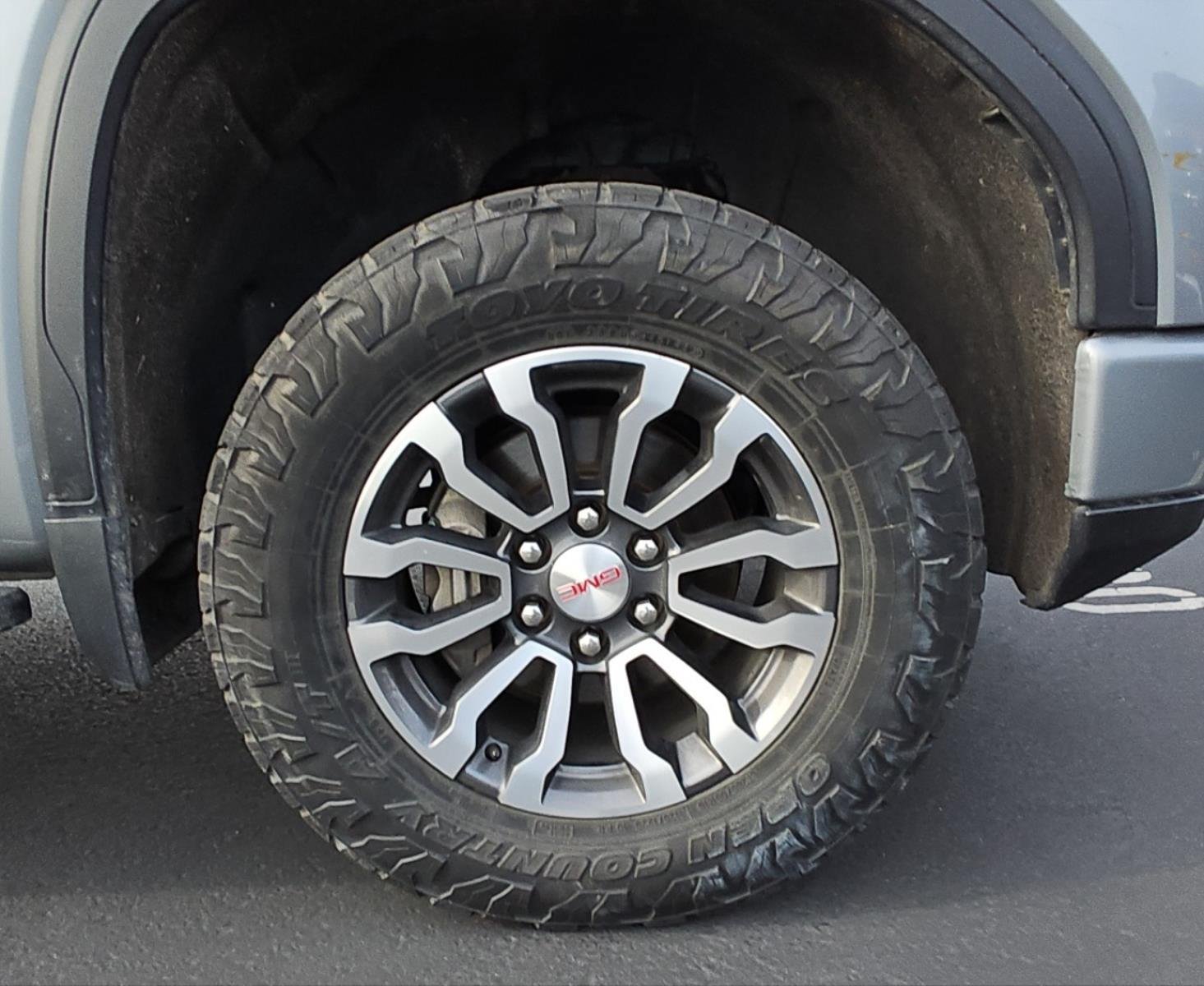 Used 2023 GMC Sierra 1500 AT4 w/ AT4 Premium Package AWD/4WD image 23