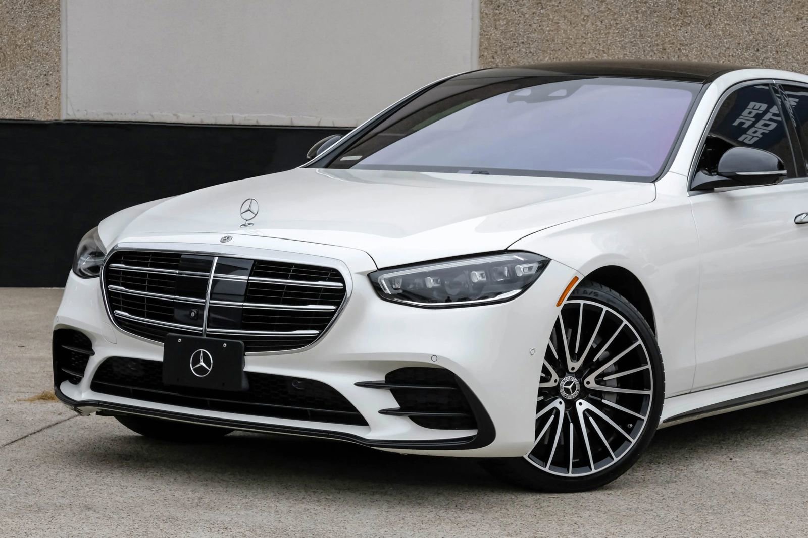 Used 2022 Mercedes-Benz S 580 4MATIC Sedan image 5